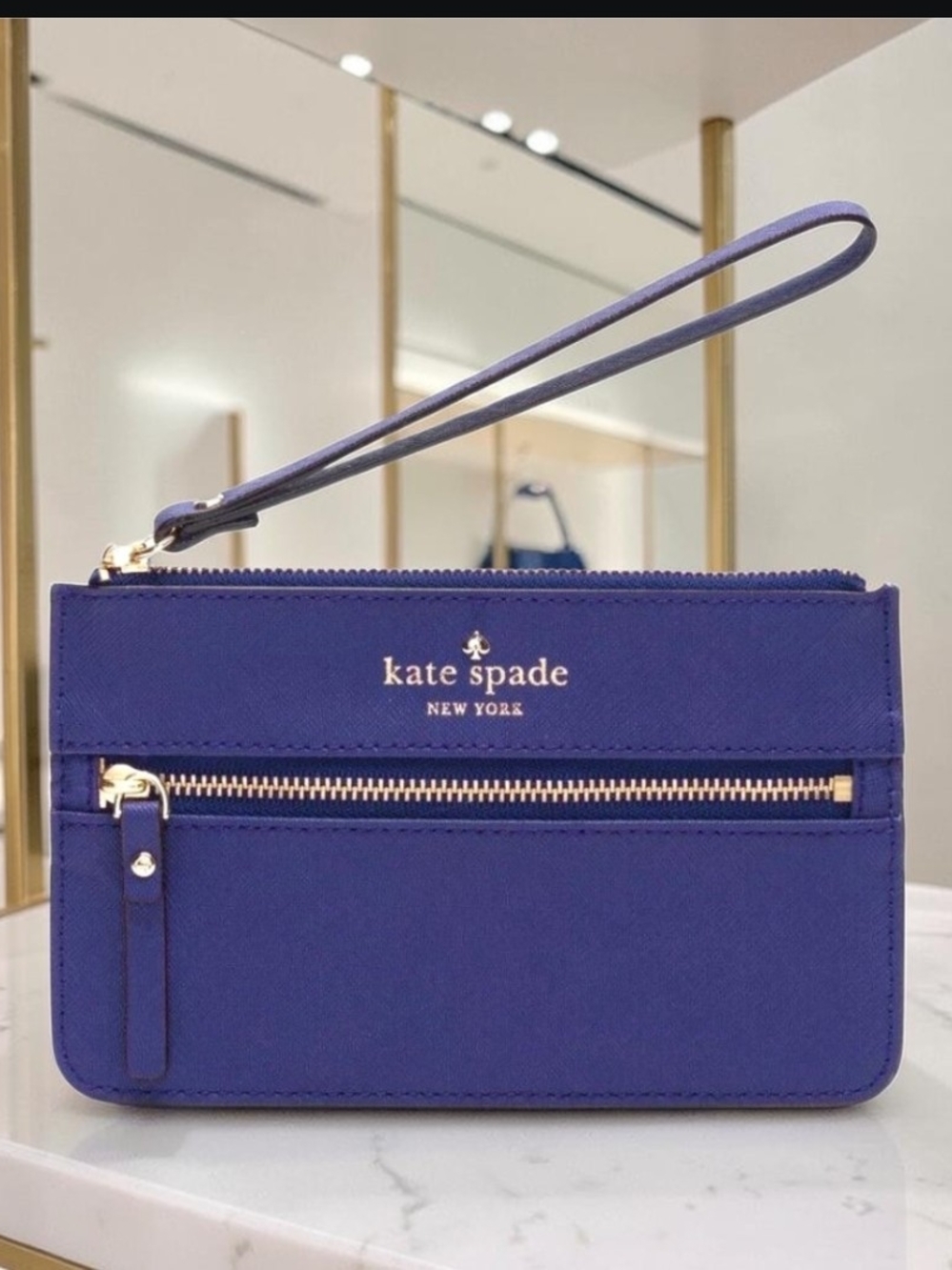Kate Spade New York Mikas Pond Bee Wristlet